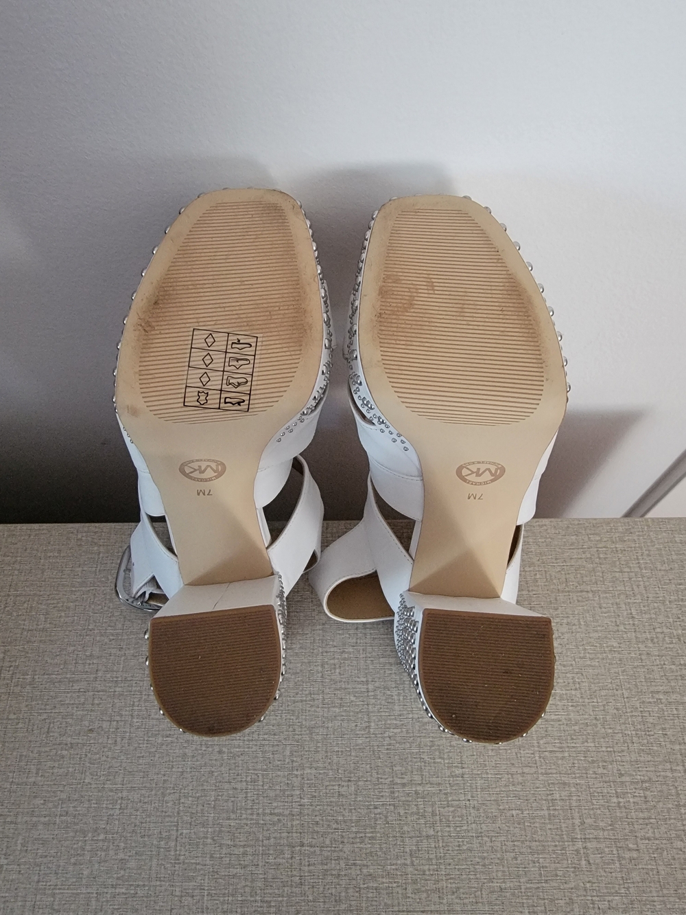 Michael Kors Mila Optic White Leather Studded Chunky Platform Sandals - 7M Box - Picture 7 of 10
